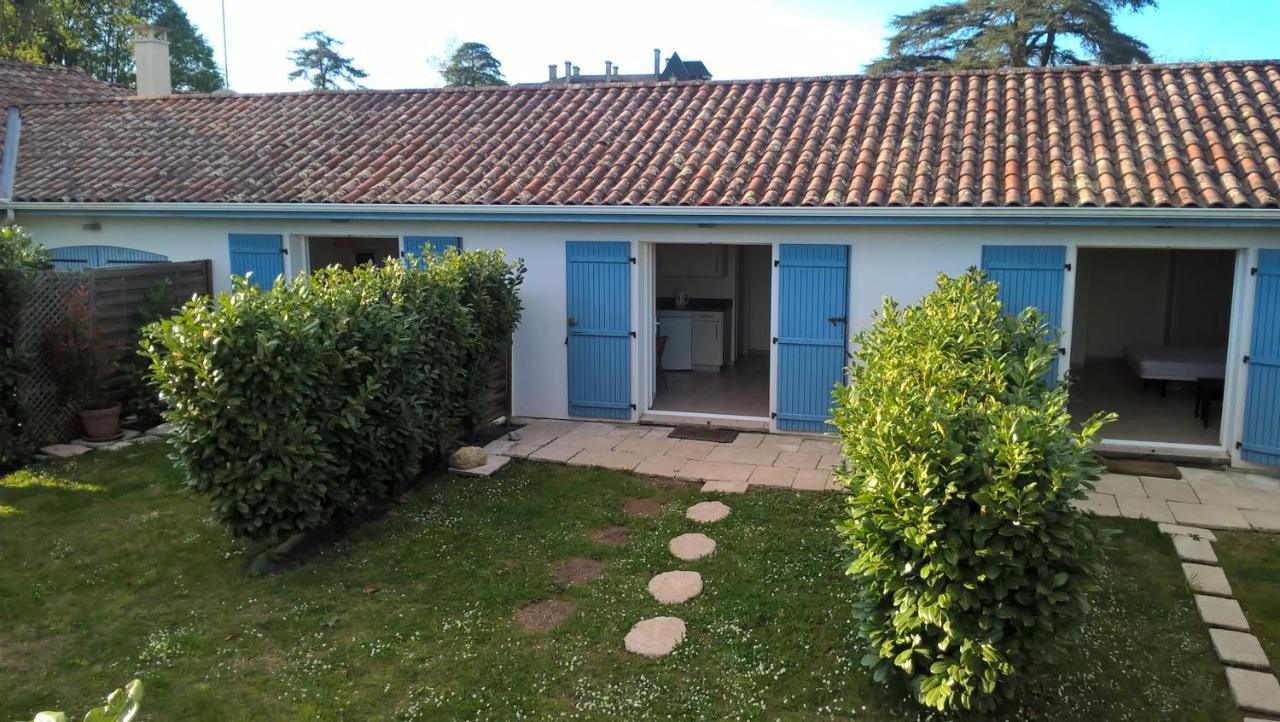 Gites Studioescos El Dos Kültér fotó